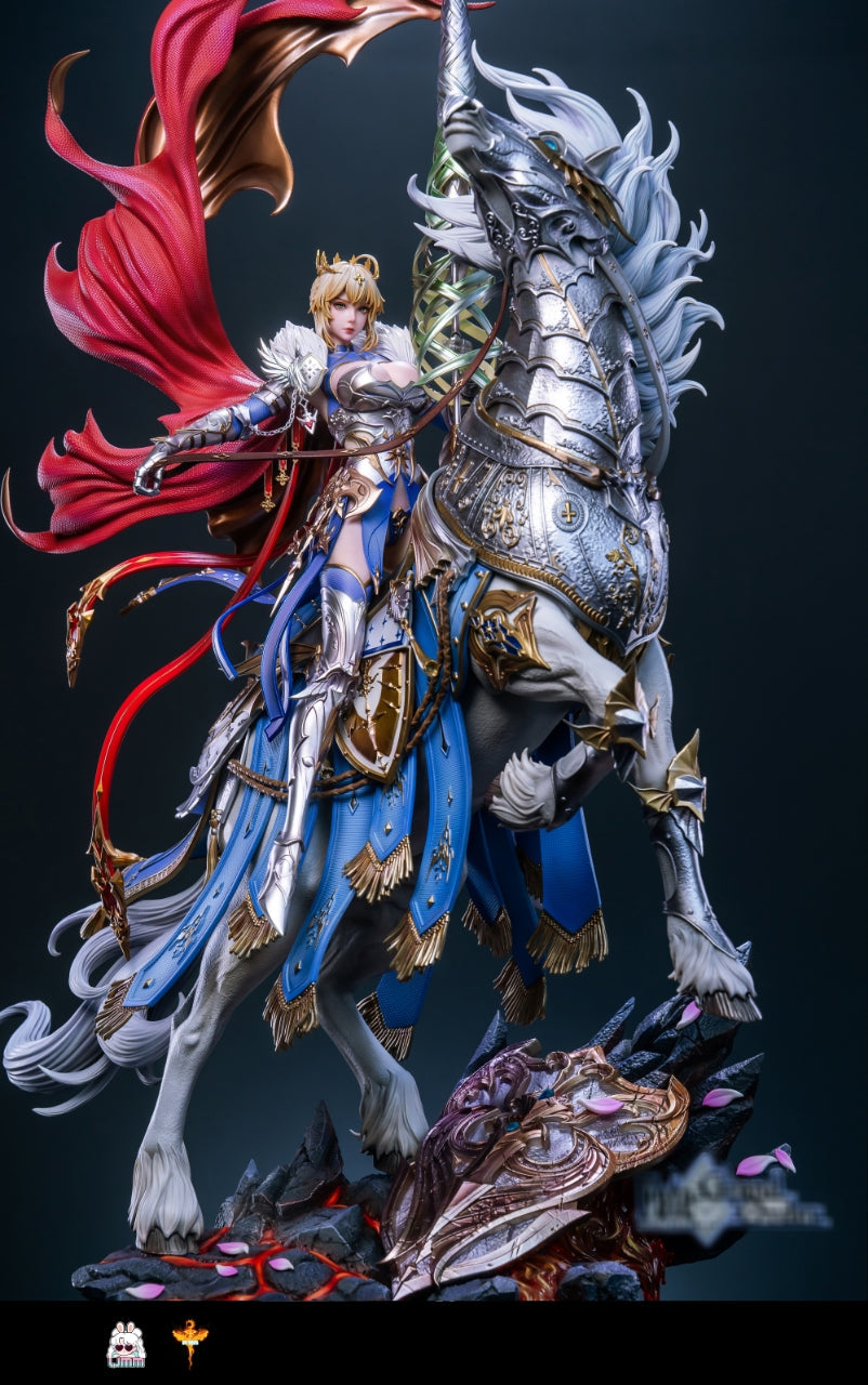 [Pre-order] Saber Statue - UMM STUDIOS